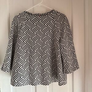 W5 Women’s Black & White Geometric Boxy Top size xl